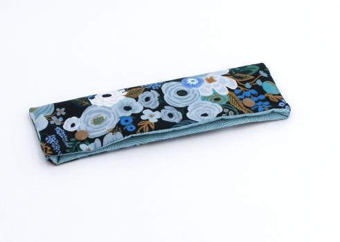 Preview: Nadelgarage Garden Party schwarz/blau für 20 cm Nadelspiel